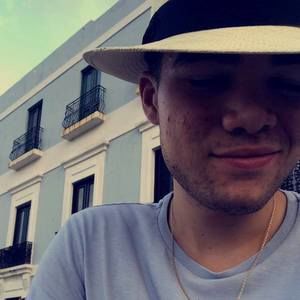 Meet your Posher, Andre